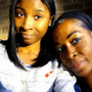 Meet your Posher, Kenisha